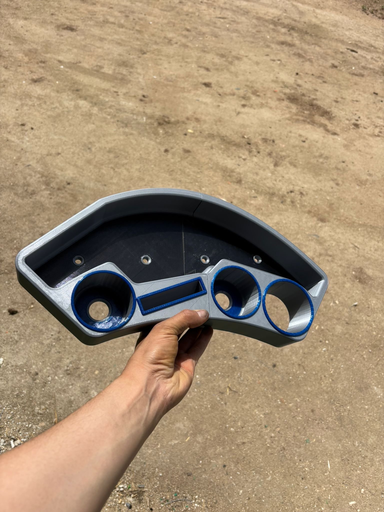 New Holland TD / TR5 / TT / T Serisi Kabin İçi Kolçak Sehpası