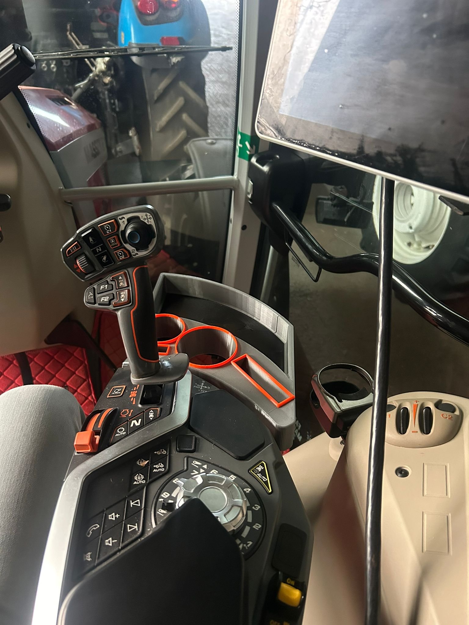 Massey Ferguson 5S 6S 7S Kolçak Sehpası